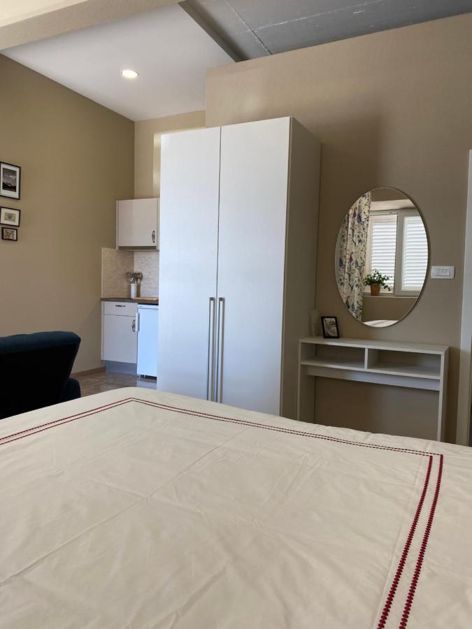Villa Leo Beach Studio Подгора Экстерьер фото